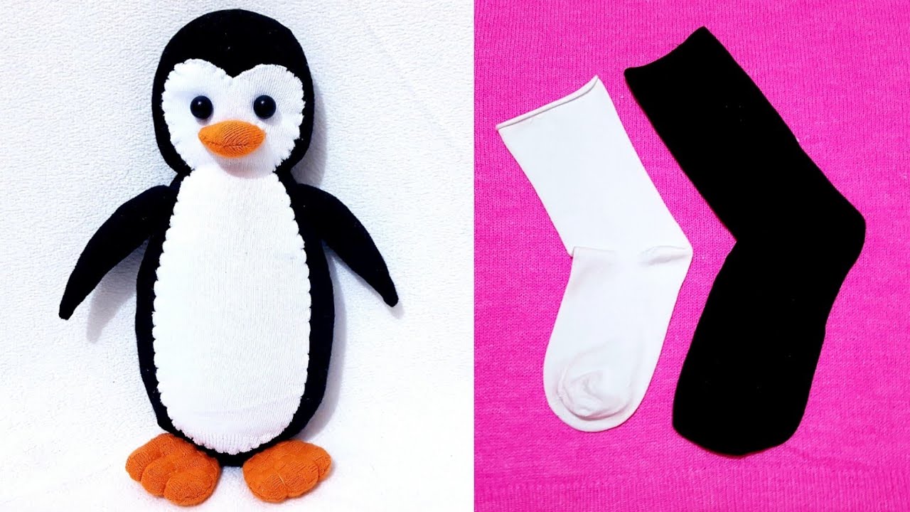 👌 FAZENDO UM PINGUIM DE BRINQUEDO COM MEIAS😍 / Meu Próprio Projeto💯 / Como fazer um boneco de meia