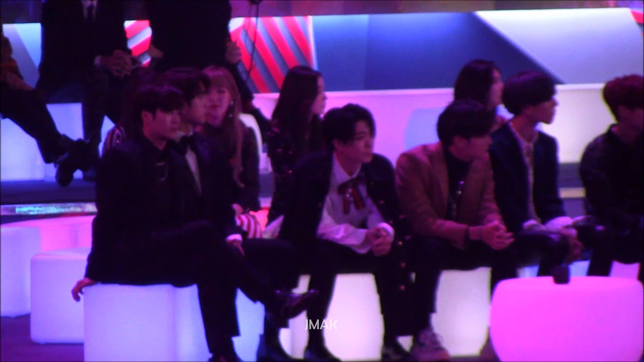 171201 MAMA GOT7 Reaction to Wanna One - Beautiful