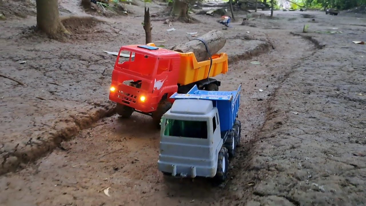 Pengiriman Kayu Gelondongan Pake Truk RC