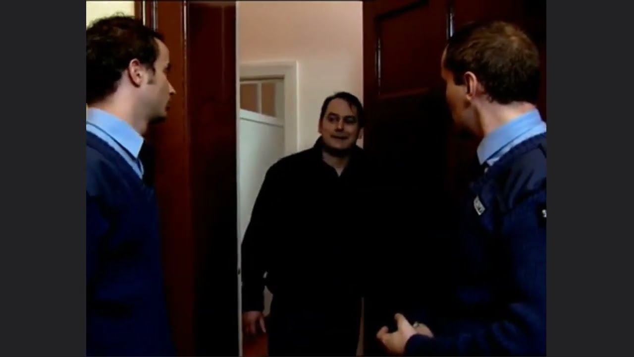 Coronation Street: Terry Duckworth Scenes - Episode 318 (Court Escape)