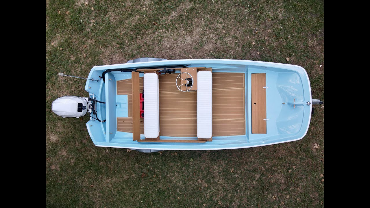FassēCo - 1962 Boston Whaler 13' Sport 'Cattier'