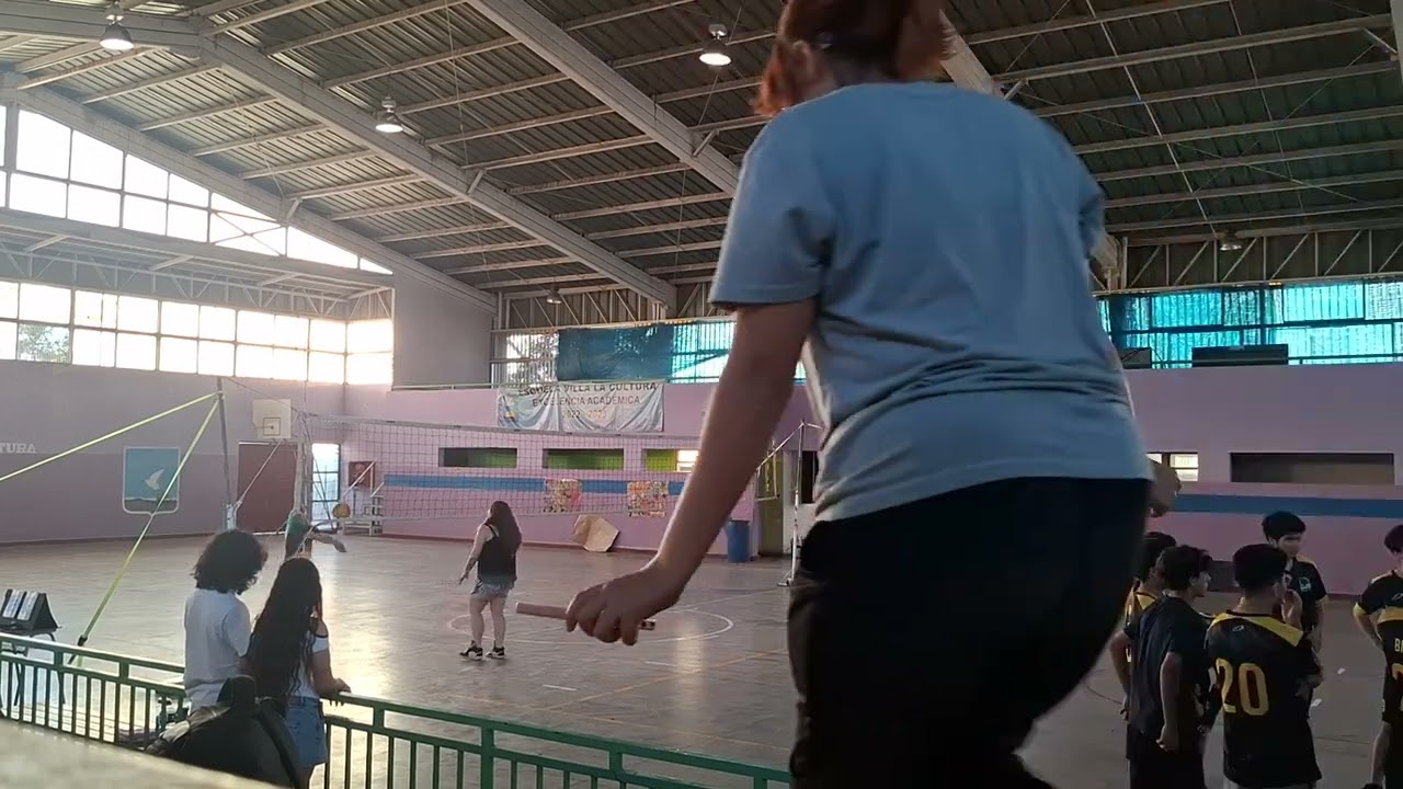 Maneko vs aurora 