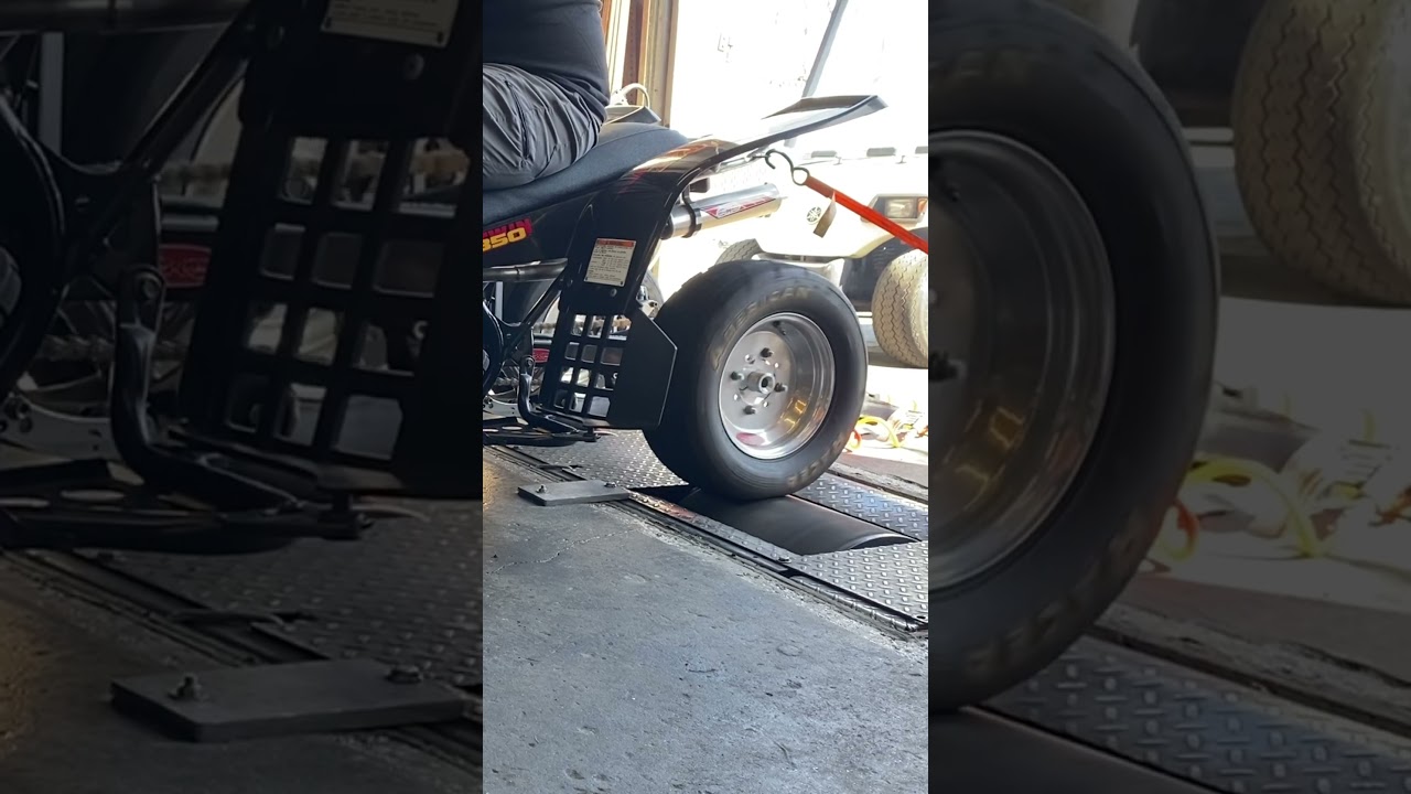 Little banshee pull on this 421 full plastic