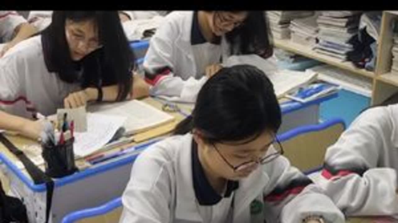 黄冈学校高一（6）班#母亲节  祝福 #每一个精彩瞬间都值得记录