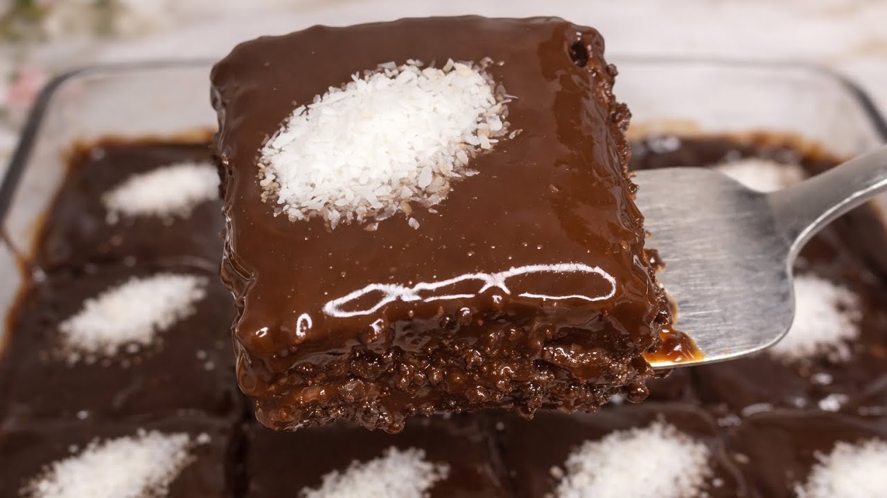 Bol Çikolatalı Islak Kek Tarifi – Yumuşacık, Tam Ölçülü ve Çok Pratik”