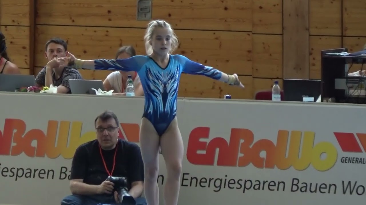 Deutsche Jugendmeisterschaften 2022 AK 14 Mehrkamp Lisa Wötzel Boden