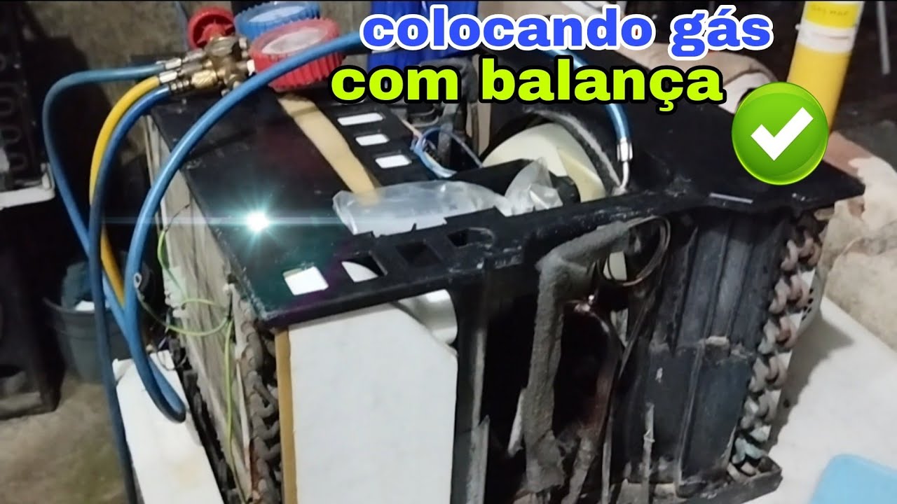 como colocar gás no ar condicionado com balança. passo a passo