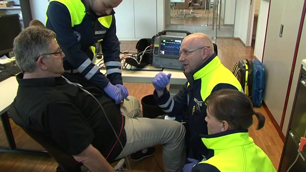 Ambulanz Region Biel: Ablauf eines Notfalleinsatzes bei einem Herzinfarkt