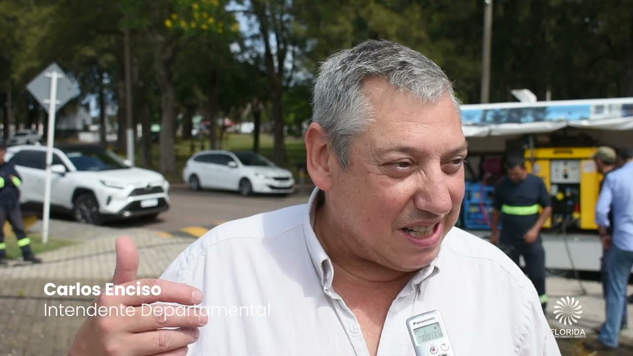 Intendencia presentó nuevo equipo para limpieza de espacios públicos