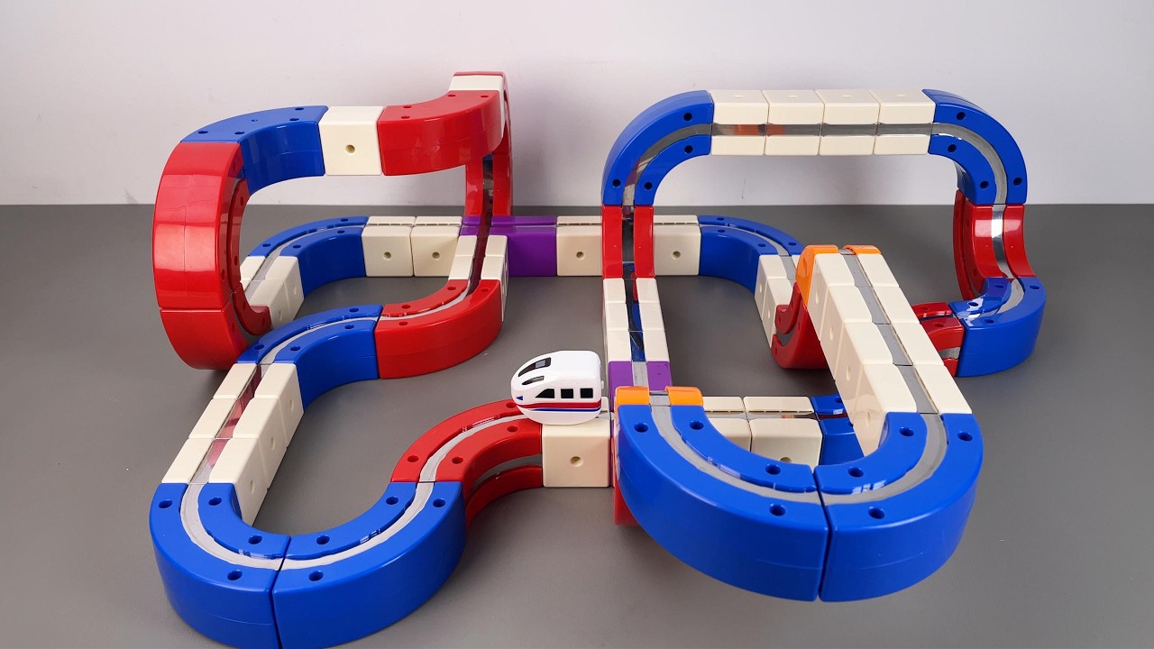 9 minute ASMR Toy Unboxing Video: Magical Magnetic Track Building Blocks Toy Train | Toy Review