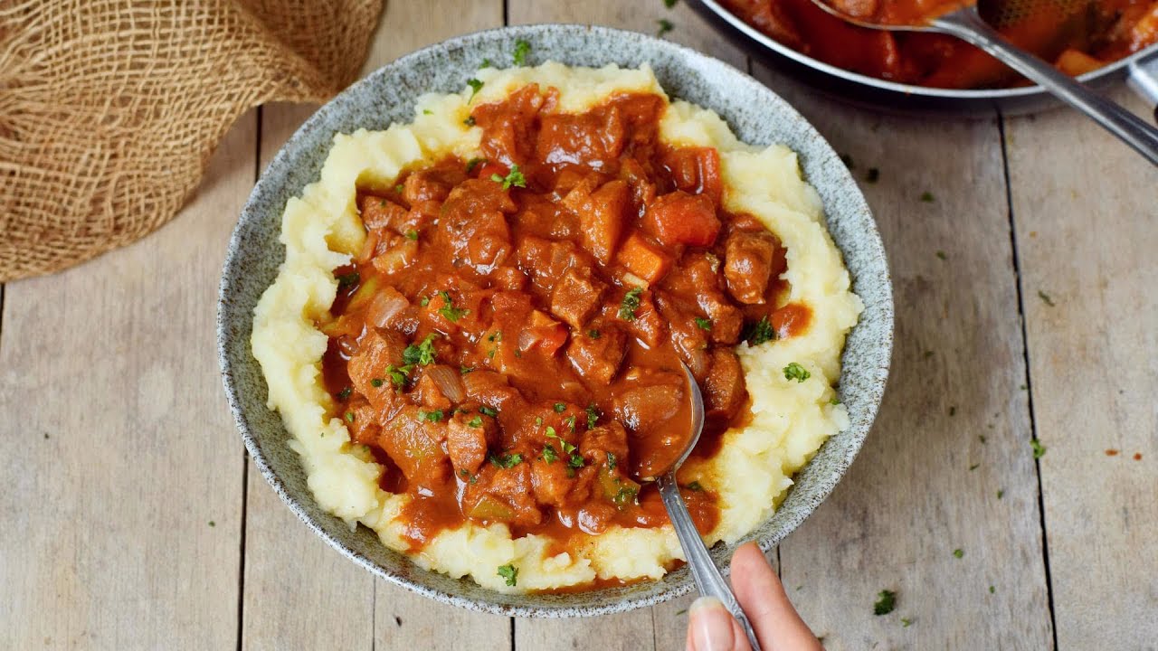 Веганский венгерский гуляш (без мяса)
