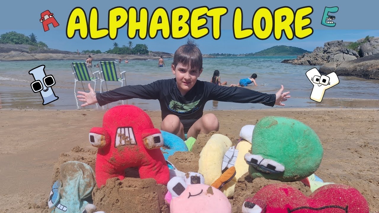 BRUNINHO faz CASTELINHOS de AREIA com os ALPHABET LORE na PRAIA