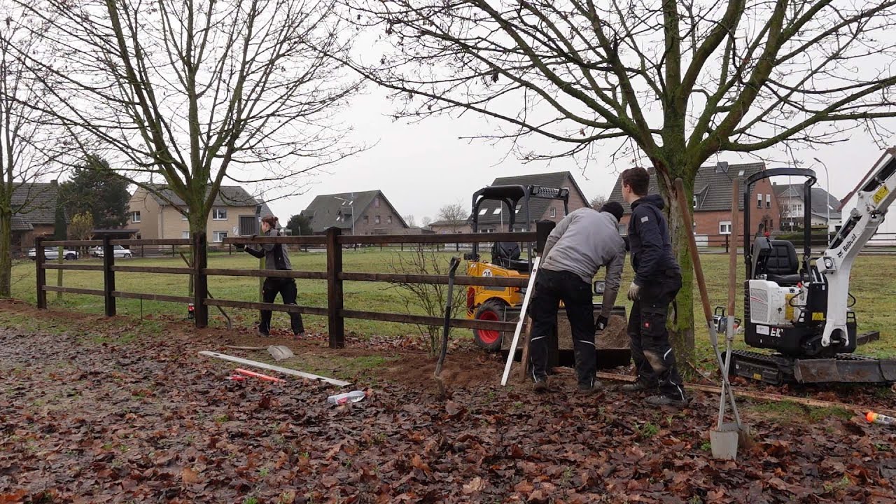 Koppelzaun errichten/building a paddock fence