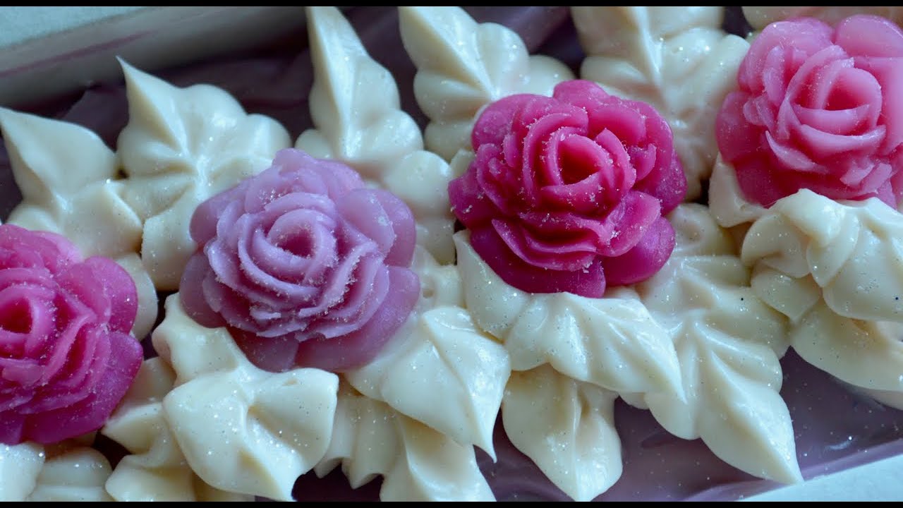 SERENITY~ Piping White Leaves & In-the-Pot-Swirl Technique | Ladybug Lane Soaps