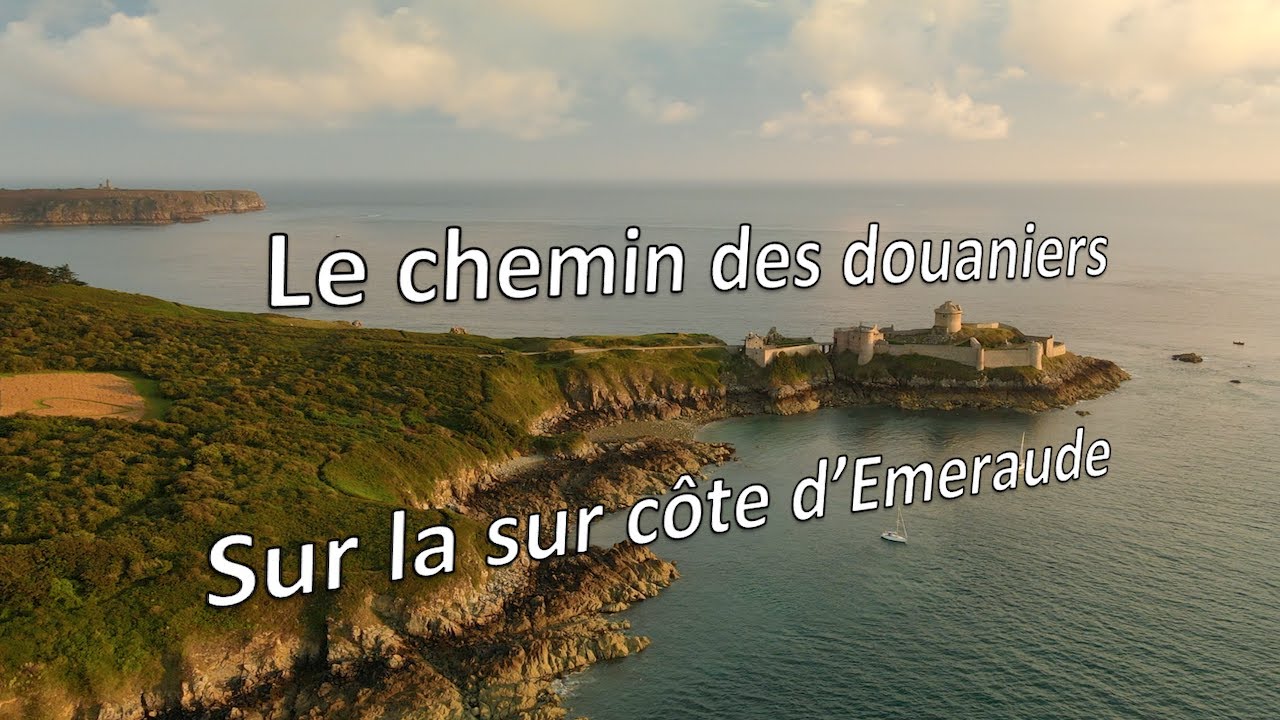 Le chemin des douaniers sur la côte d'Emeraude