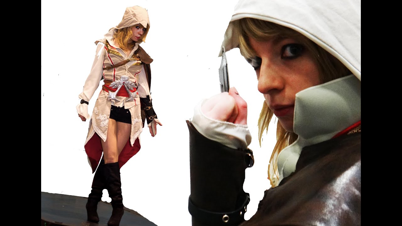 Making my Ezio Cosplay!! :)