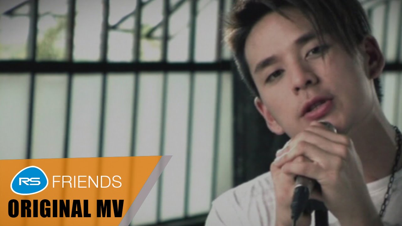 ผู้ชาย ใครบอกไม่เหงา : แทค ภรัณยู [Official MV]