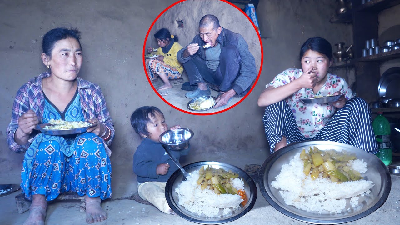manjita cooks for mother father , brothers and a sister @shepherdlifeofnepal