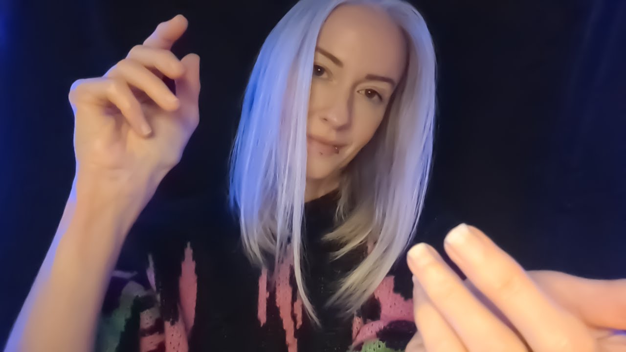 ASMR | Sleepy Hand Movements to relax you