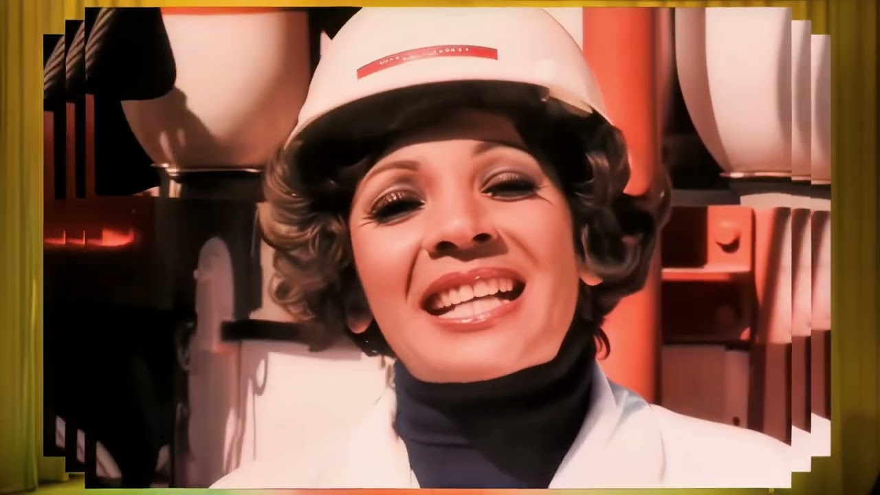 Shirley Bassey - Everything's Coming Up Roses 