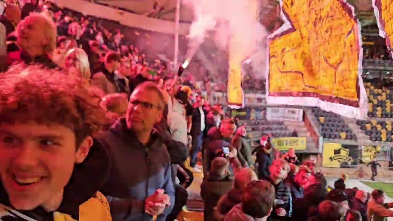 Roda JC - Excelsior opkomst + pyro. 4 oktober 2024