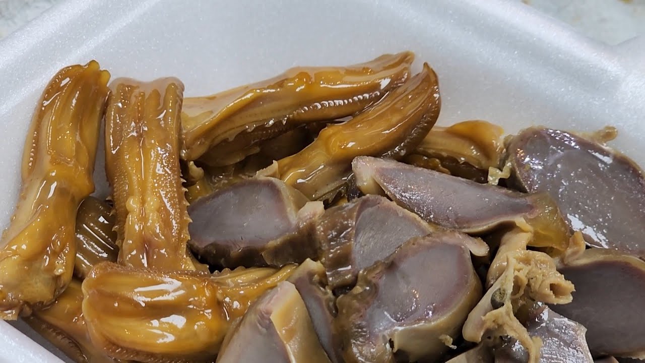 屯門潮州#滷水鵝，爽脆#豬耳 #鵝腎  入味 #鵝掌翼 軟滑#豬手 #香港美食 #旅游 #通關 #香港美食攻略  #grok4 #chatgpt