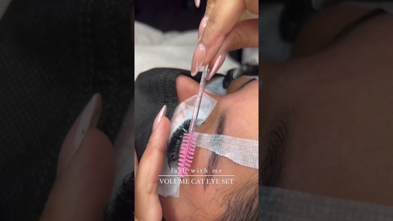 lash with me: volume cat eye set