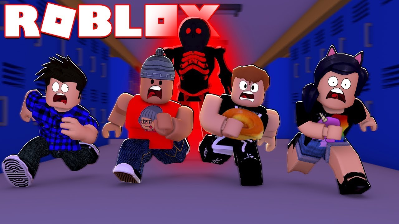 MONSTRO DA ESCOLA ATACA ALUNOS - High School Roblox