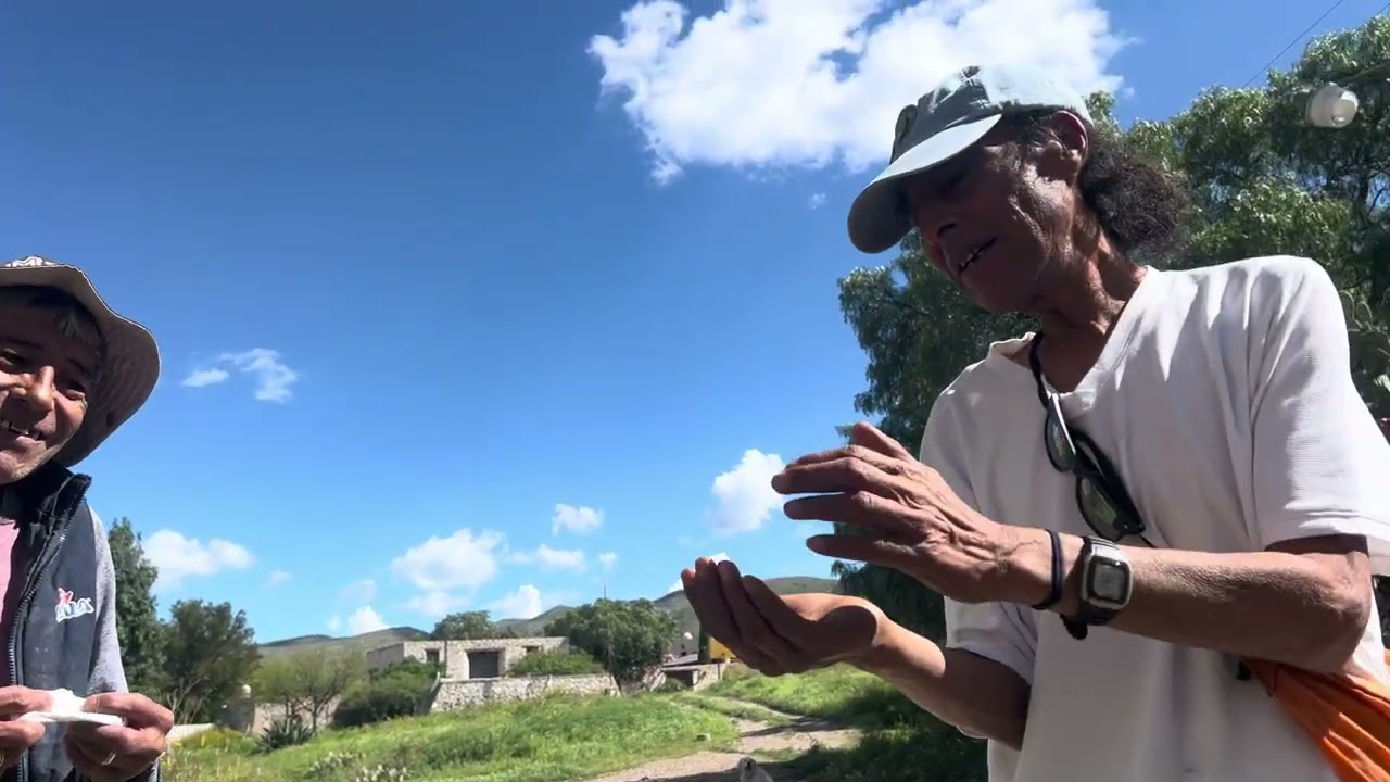 Después de 40 años de viajar por México se quedó en Potrero 
