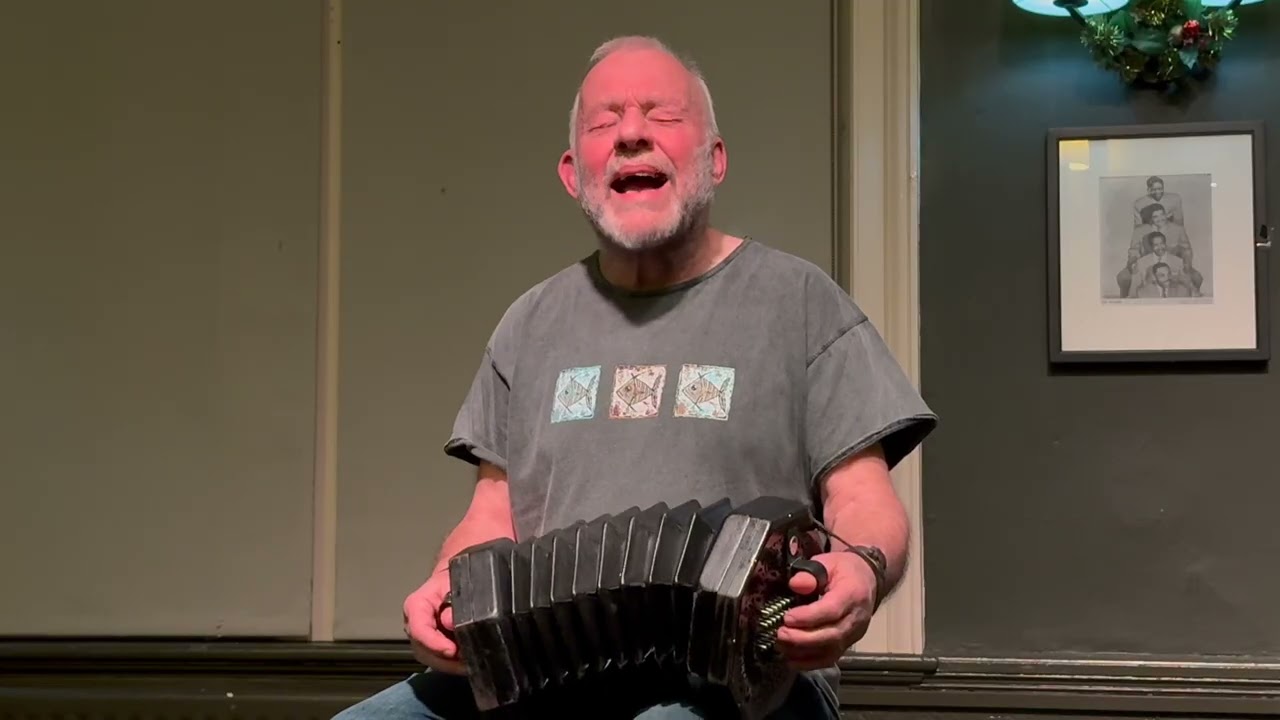 Steve Turner at The Bridge Folk Club – Love Minus Zero / No Limit (Bob Dylan, 1965,)