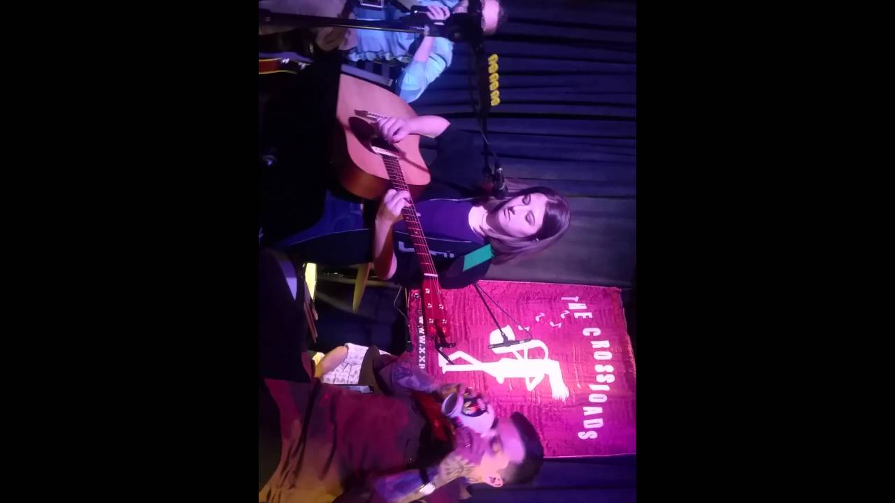 FAN PLAYS STAGE 4 FEAR OF TRYING WITH FRANK IERO