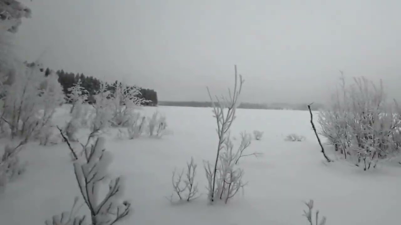 Lumikengin talsimista järvellä ja maastossa