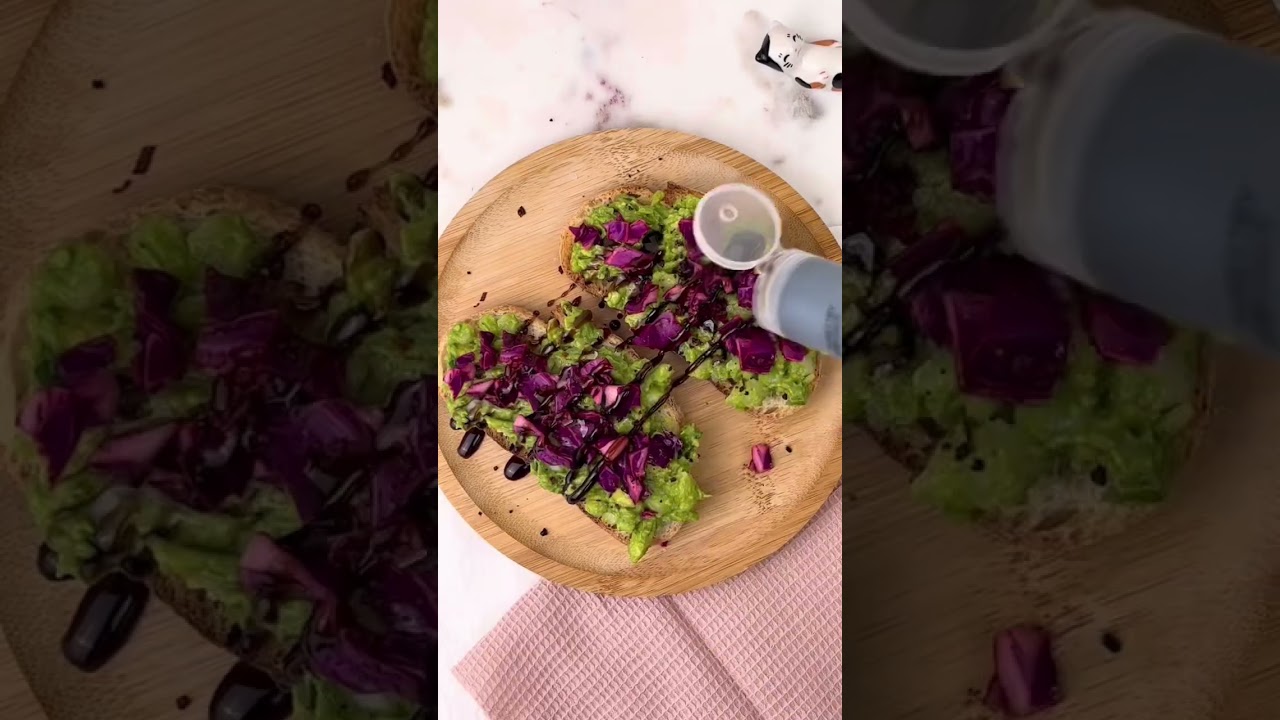 🥑 🍞 🌸 #avocado #avocadorecipe #avocadotoast #vegan #veganblogger #blogger #shorts #trending