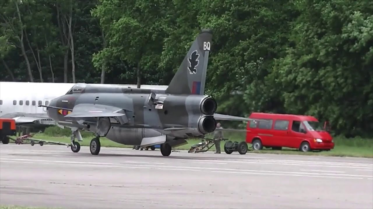 End of an Era Bruntingthorpe Cold War Jets Compilation.