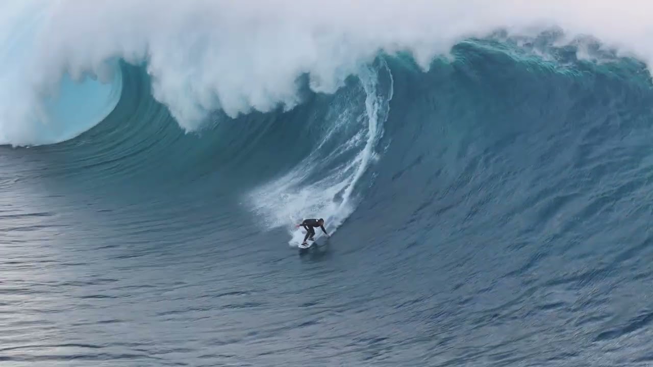 Surfing XXL Waves South Coast Australia Lucas Chumbo, Lucas Fink, Dylan Longbottom