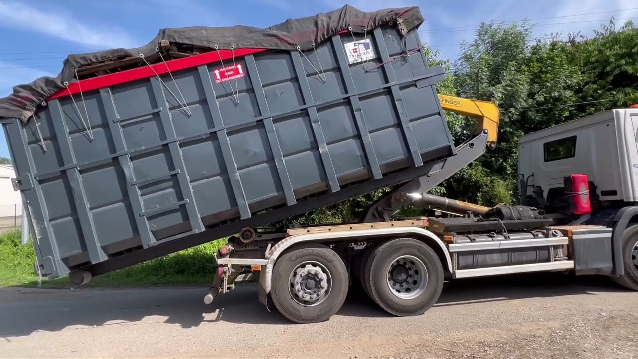 camion ampliroll  2023