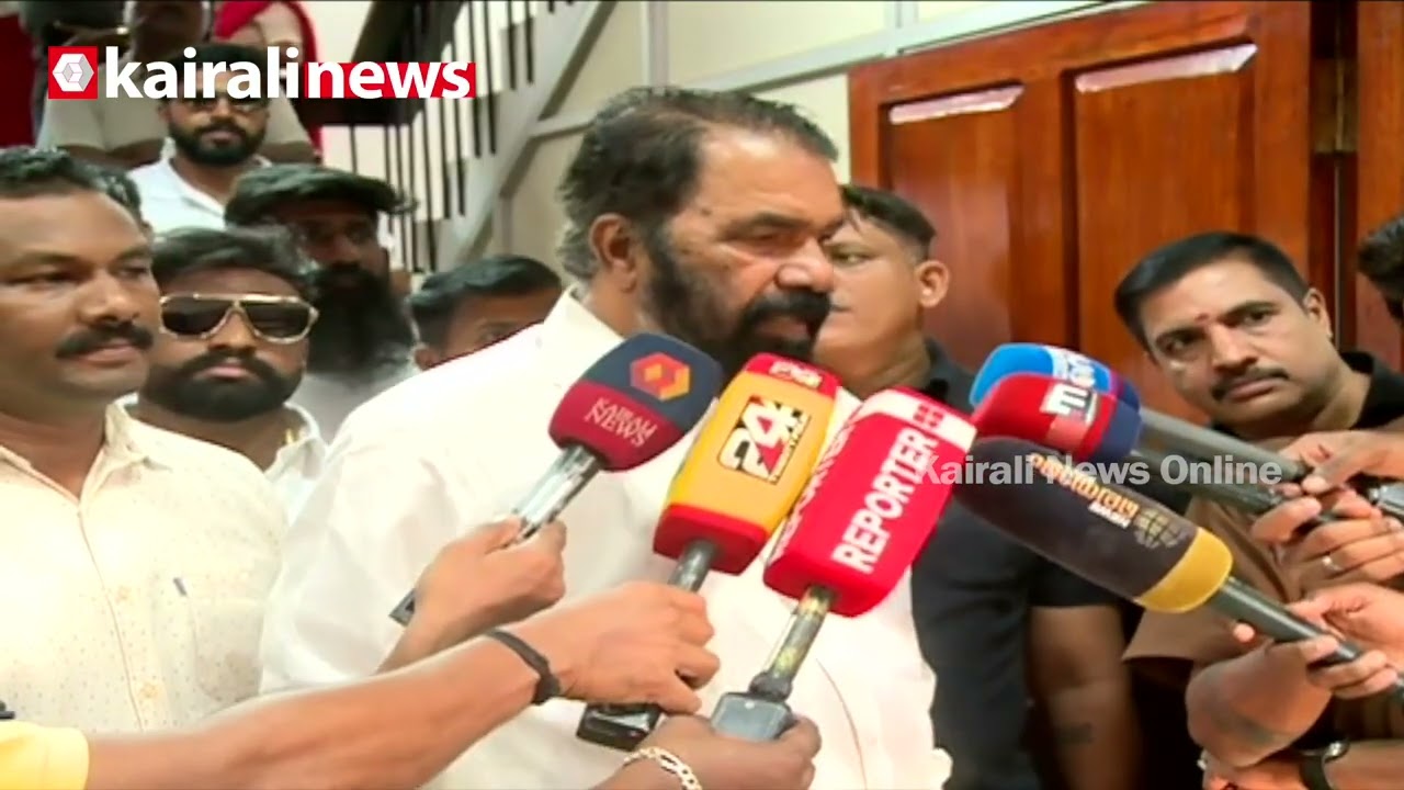 'പ്രതിപക്ഷനേതാവിന് മേല്‍ ആരും വരരുത്: ആരേലും എതിരെ പറഞ്ഞാല്‍ വായില്‍തോന്നിയതൊക്കെ വിളിച്ചു പറയും'