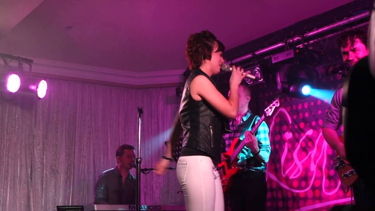 LISA MCHUGH LIVE AT WOODLANDS HOTEL