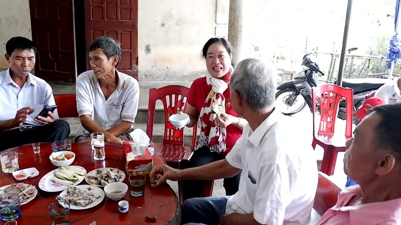 Ở nhà ông Tuyên -   2019