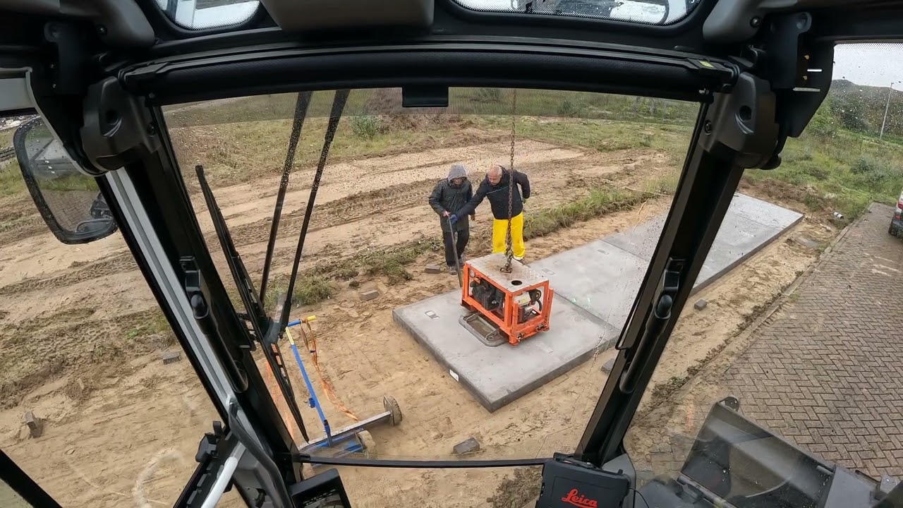 Stelconplaten leggen met de VOLVO EWR150E (#04)
