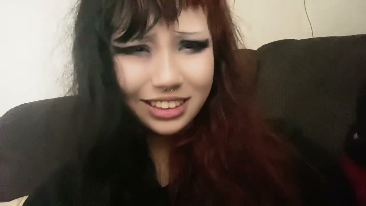 i hate social media people that think their activists 