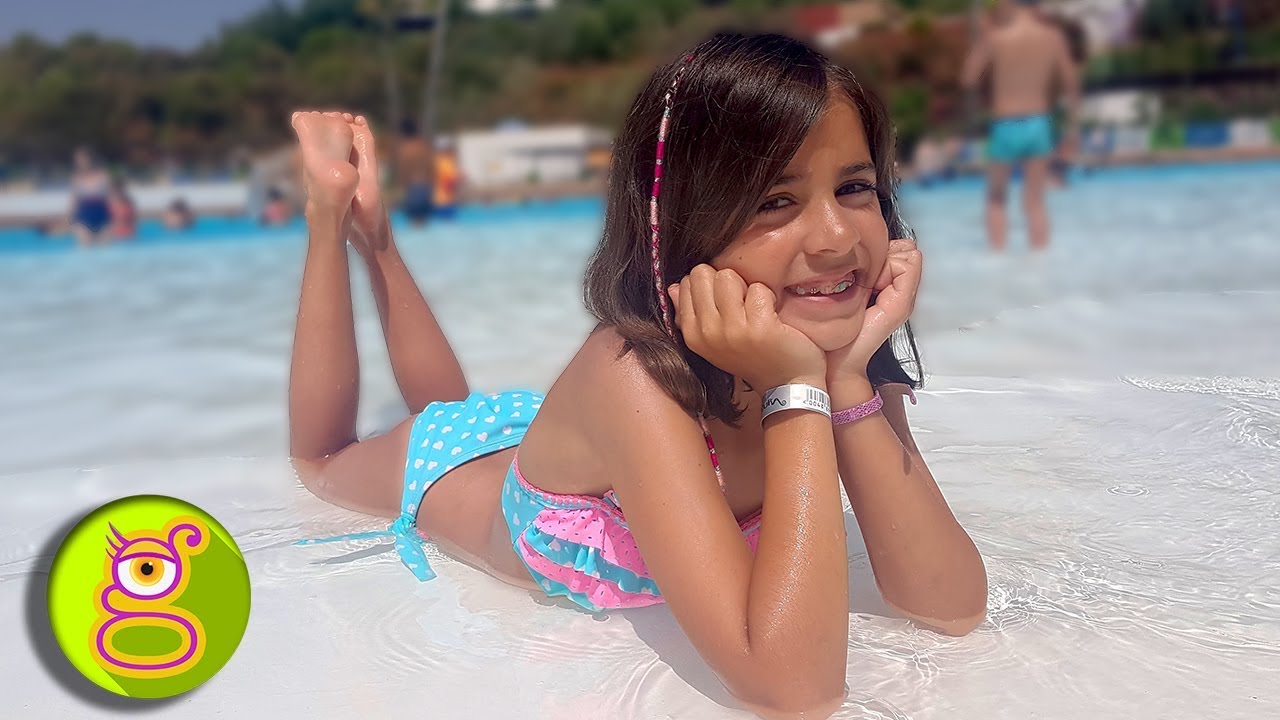 Un día en el AQUAPARK con TOBOGANES, PISCINAS y SIRENAS