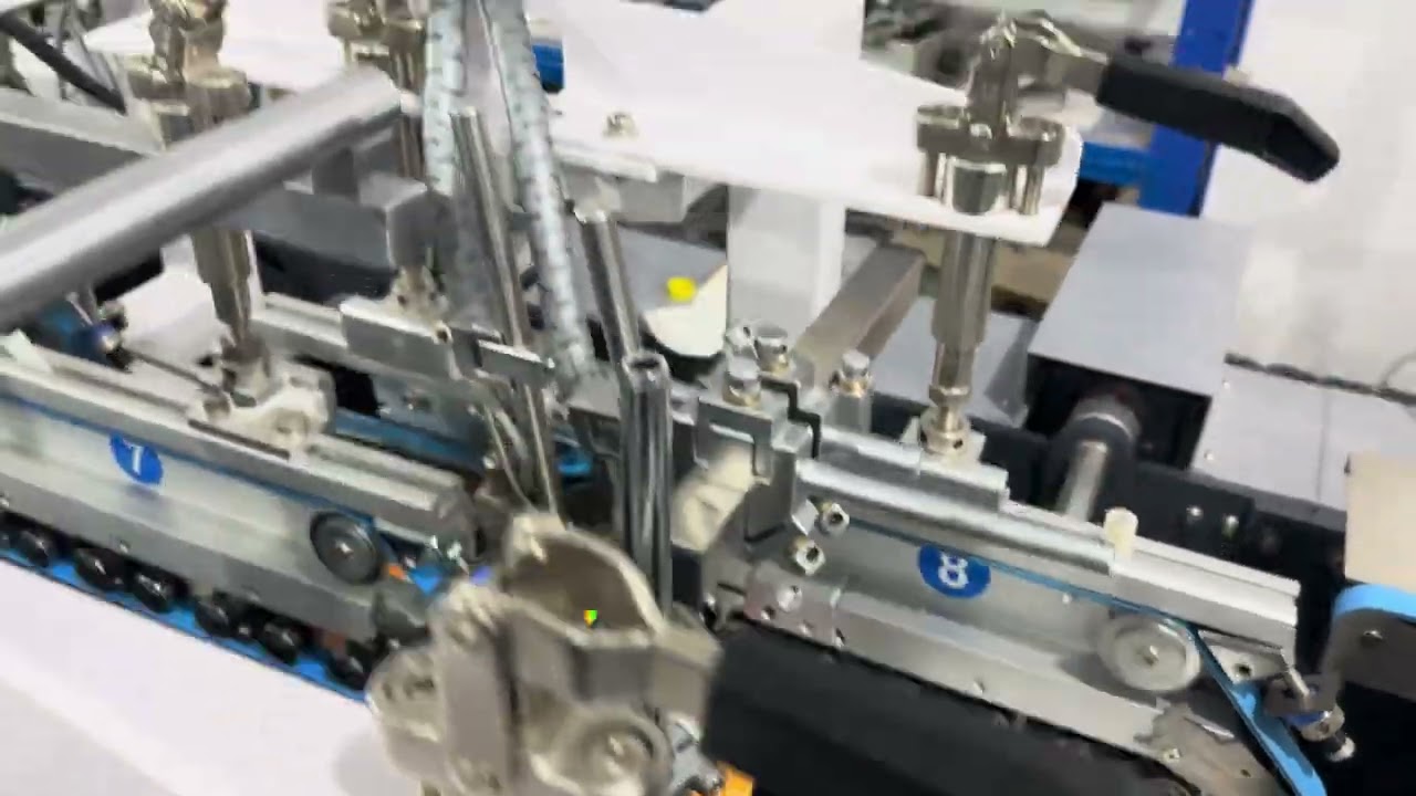 YAOJIA Folder Gluing machine YJB-900 running French fries box