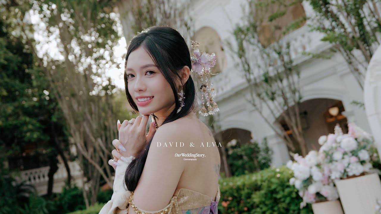An Intimate Solemnisation at Raffles Hotel Singapore | David & Alva