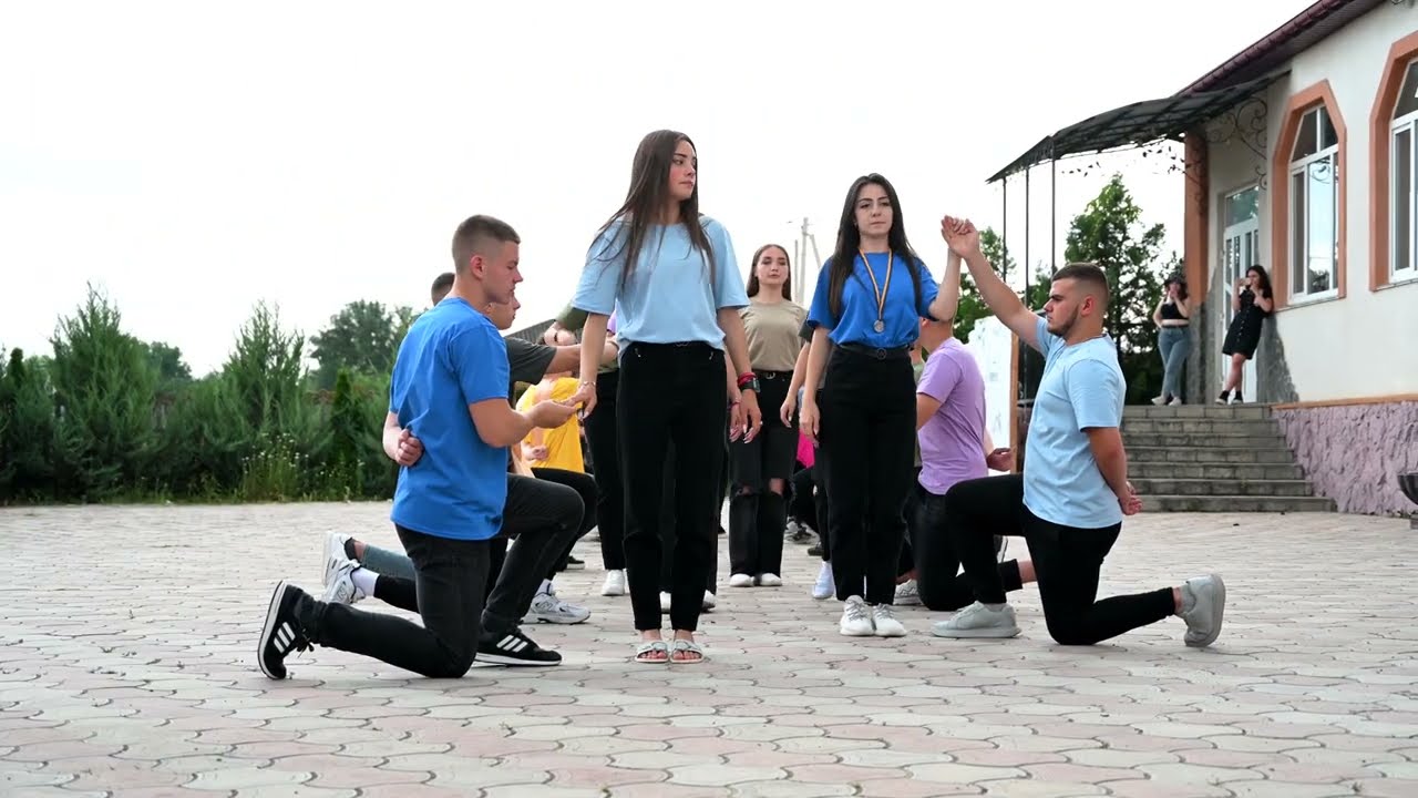 Танець випускників. День другий. Вашківці 2023.