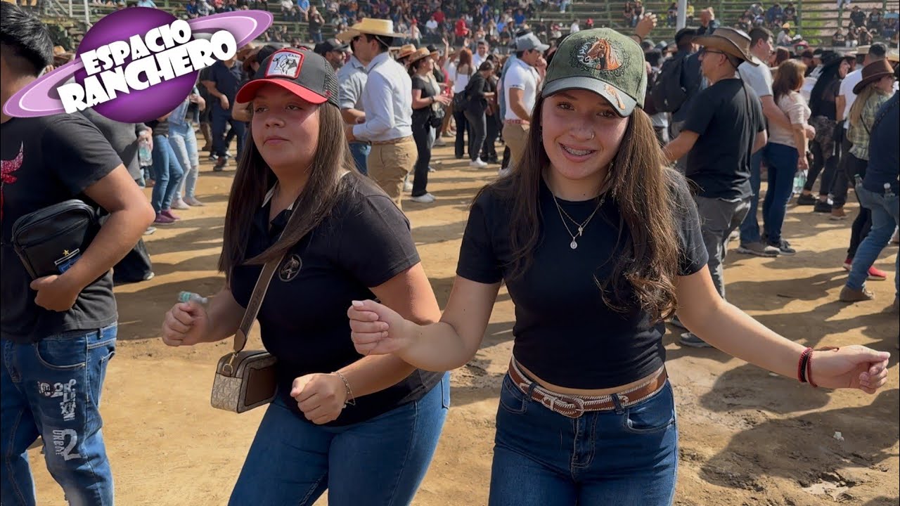 Bailando unas Buenas Rancheritas en La Medialuna de Nos La Gala del Pueblo 🤠 Diamantes ❤️ Abril 2025