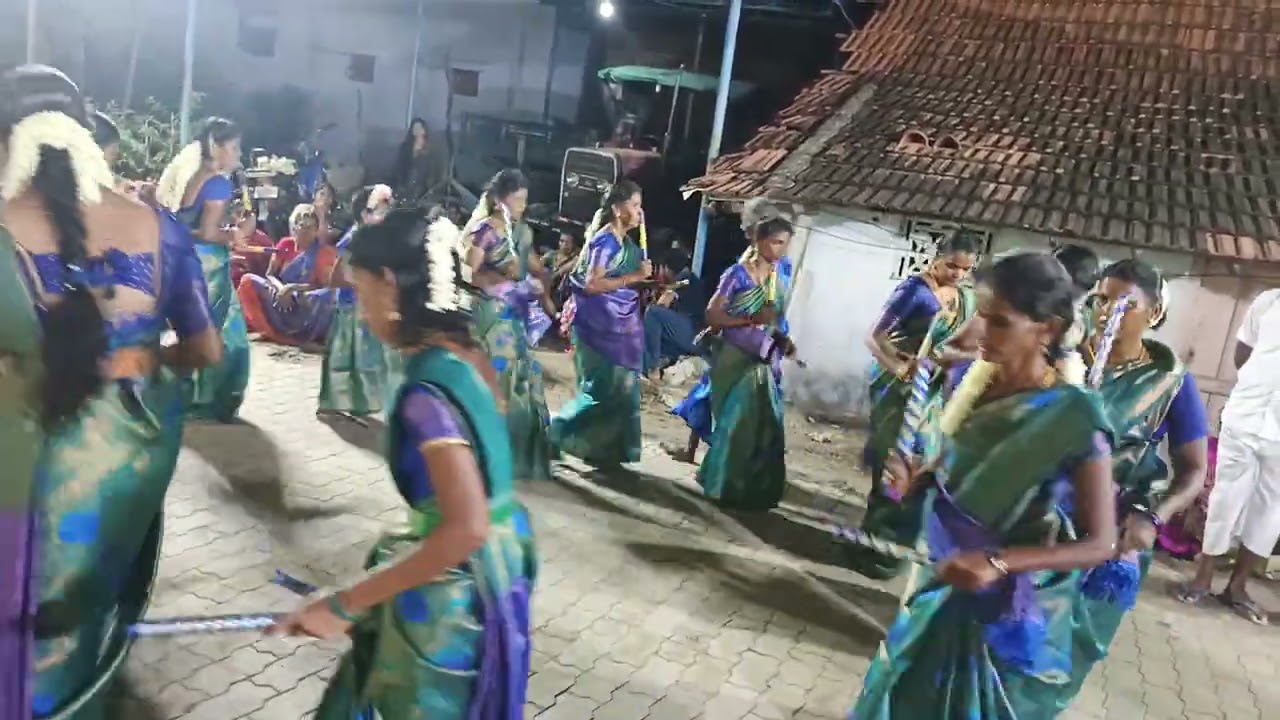கவுல்பட்டி (எ) இராணிசேதுபுரம் பாரி கும்மி ஆட்டம் (Aatiyile-sedhi solli)