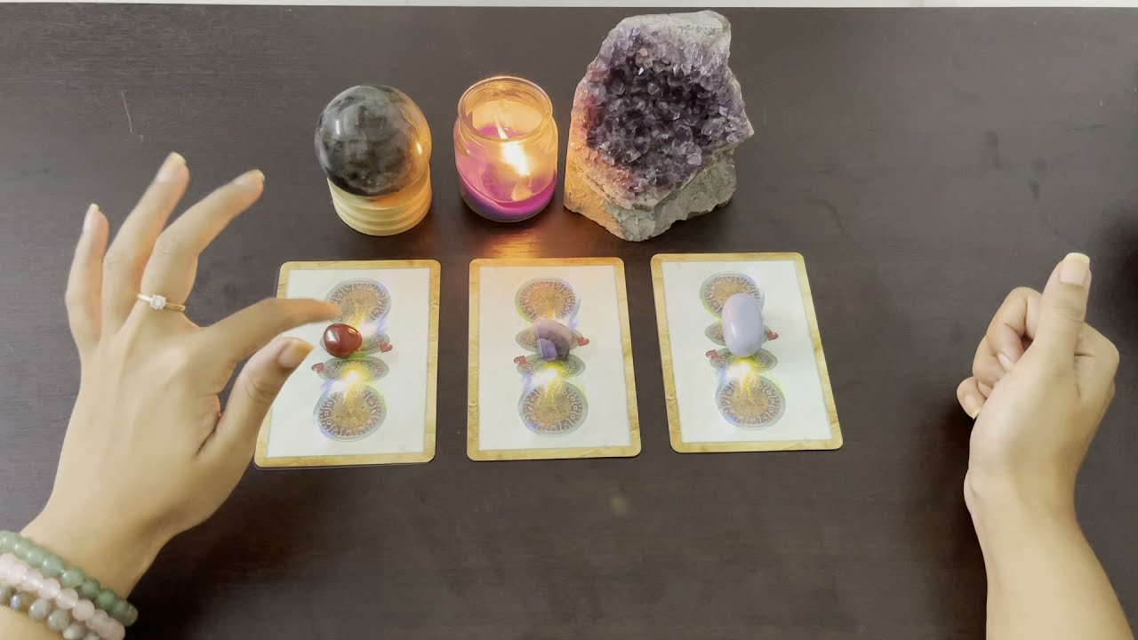 **pick a card** WHAT DOES THE UNIVERSE WANT TO SAY TO YOU NOW?