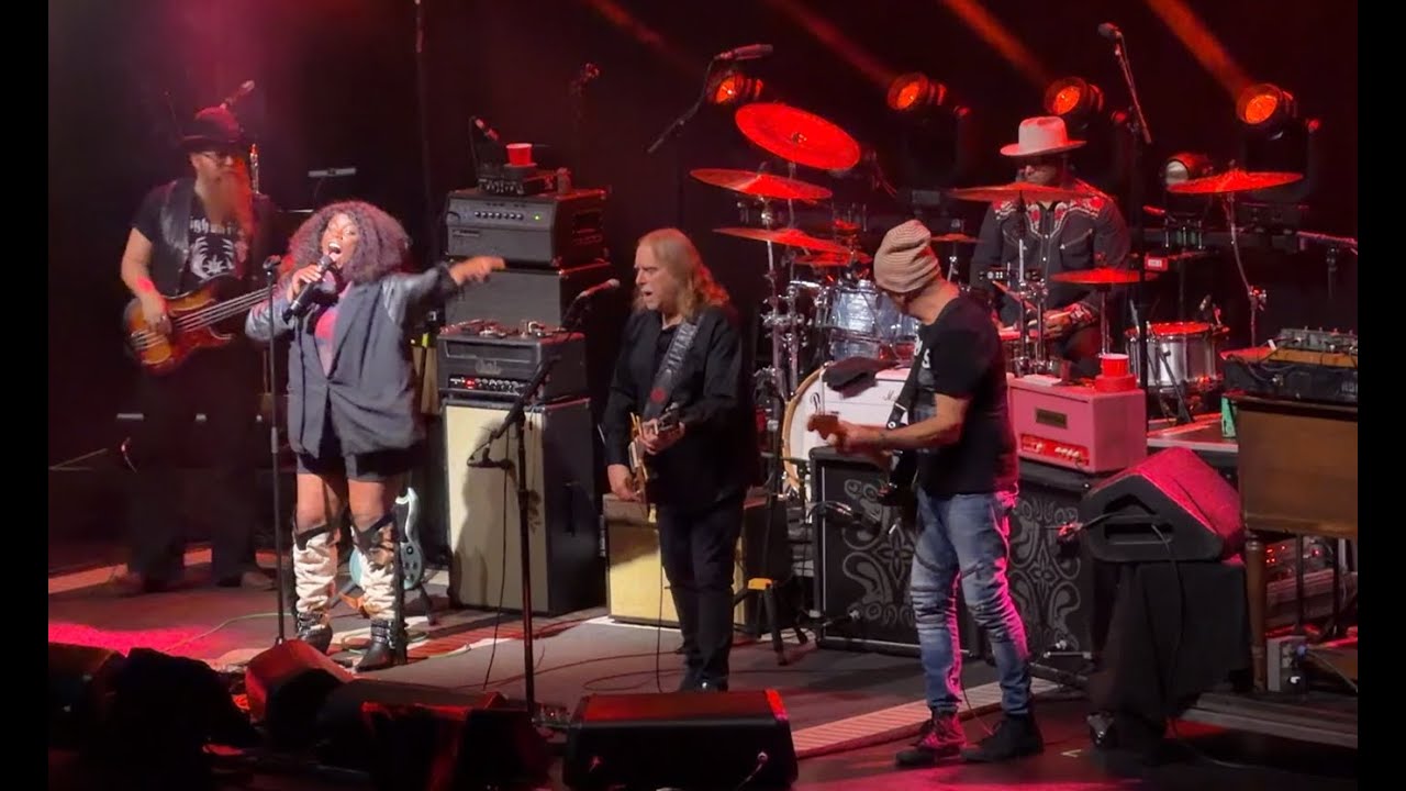 Warren Haynes - Gov’t Mule w Yola - Black Dog, Zeppelin cover - Mercedes Benz, Joplin -- 12/31/25