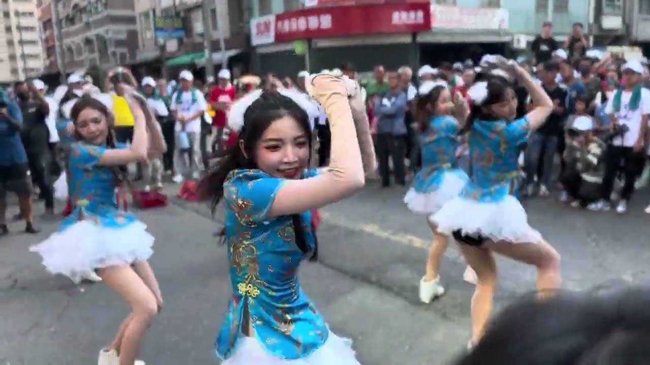【阿賢跑廟會】